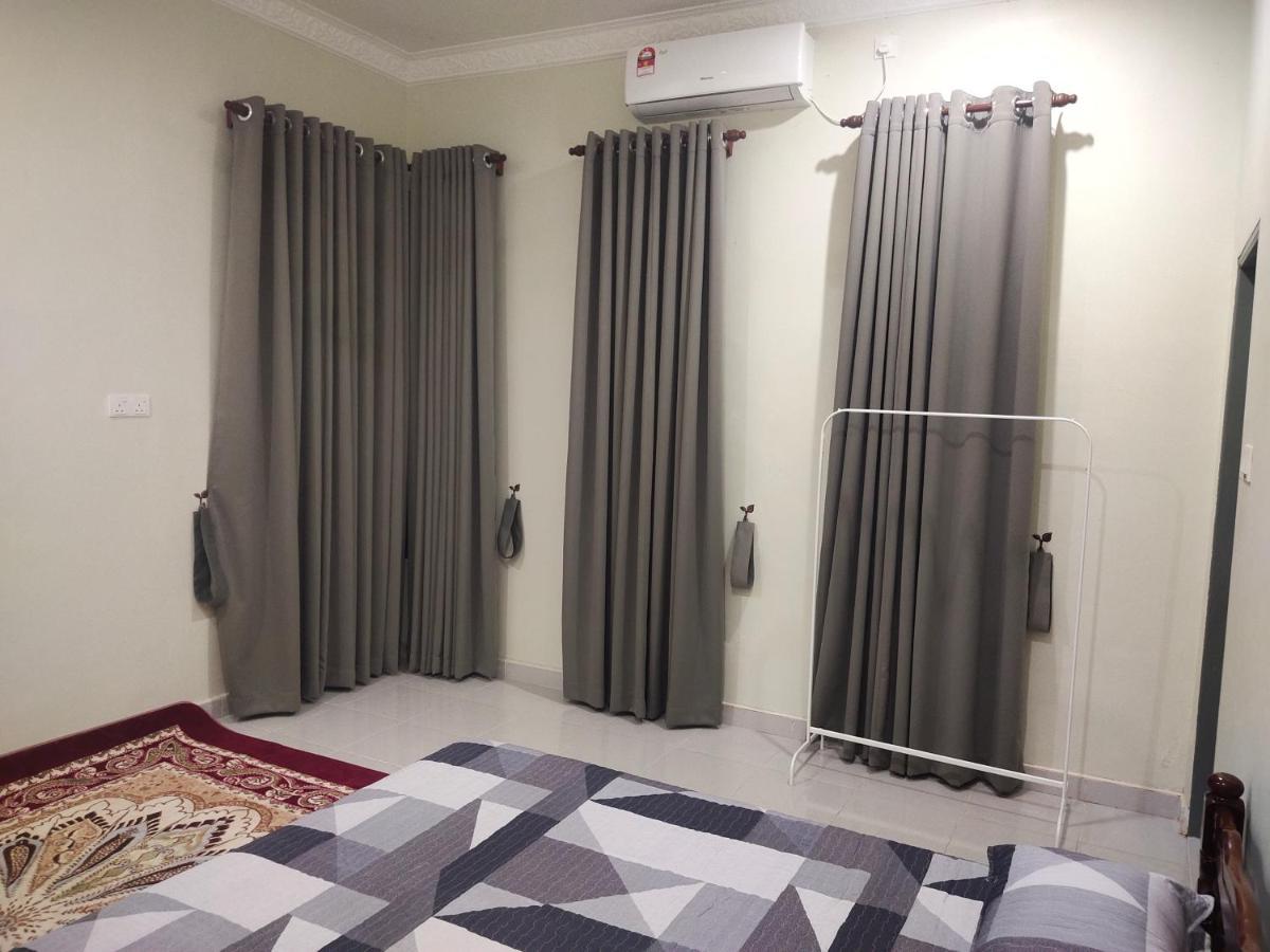 Homestay Yasmeen Marang Luaran gambar